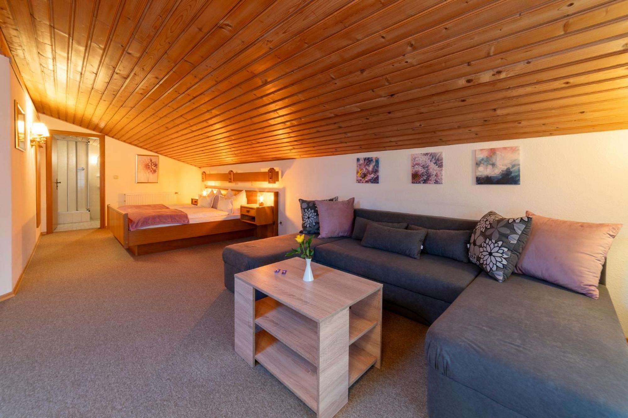 Gaestehaus Beim Schneidersepp Inkl. Chiemgaukarte Ruhpolding Ngoại thất bức ảnh